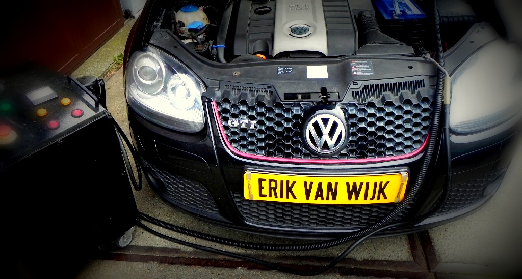 Motor Reiniging (Carbon Cleaning) Garage Erik van Wijk Badhoevedorp